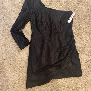 Gorgeous shimmery black Aqua one shoulder/sleeve dress.